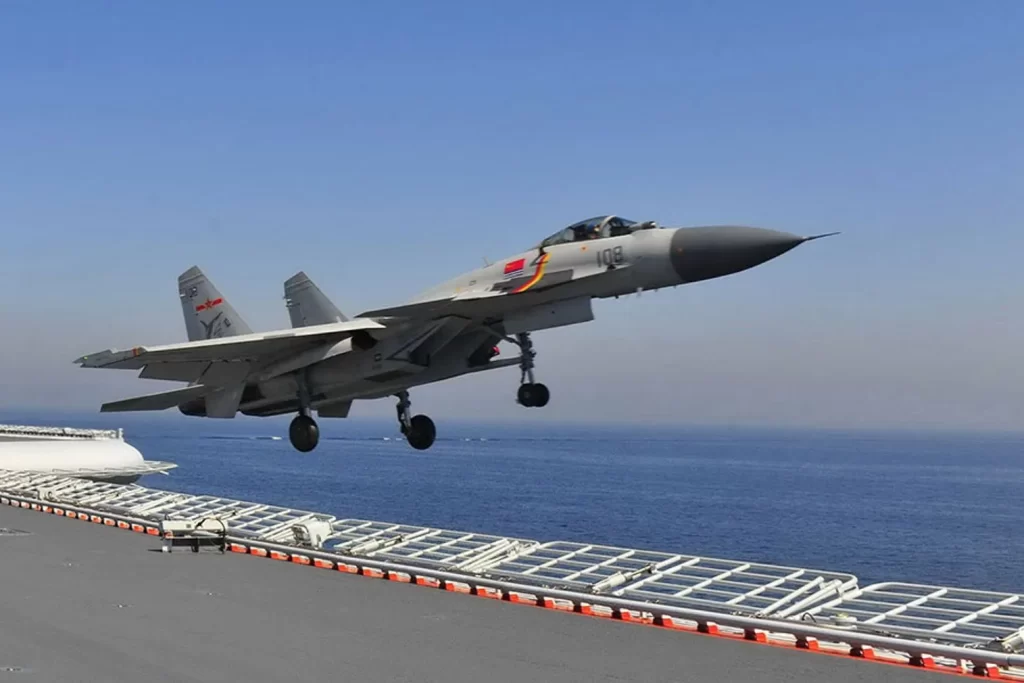 Fujian Aircraft Carrier J-15B fighter jets