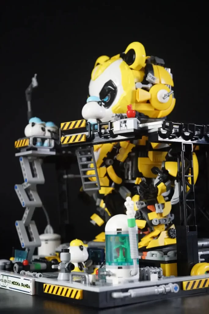 Review - Welleadz - Mecha Panda Mini Building Blocks - Dracos Finished Product Display 6