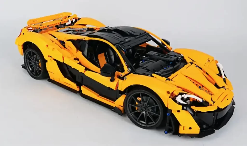 Review - LEGO 42172 - McLaren P1™ TechnicSports Cars - Cool Play Trends Finished Product Display 2