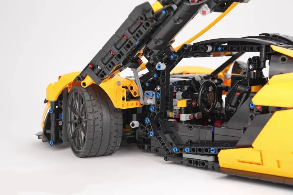 Review - LEGO 42172 - McLaren P1™ TechnicSports Cars - Cool Play Trends Finished Product Display Steering System