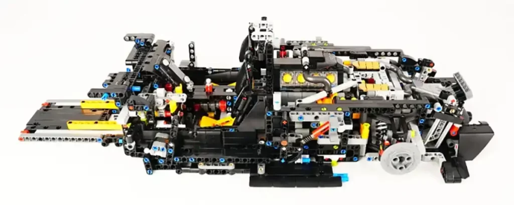 Review - LEGO 42172 - McLaren P1™ TechnicSports Cars - Cool Play Trends The ButterflyScissor Doors