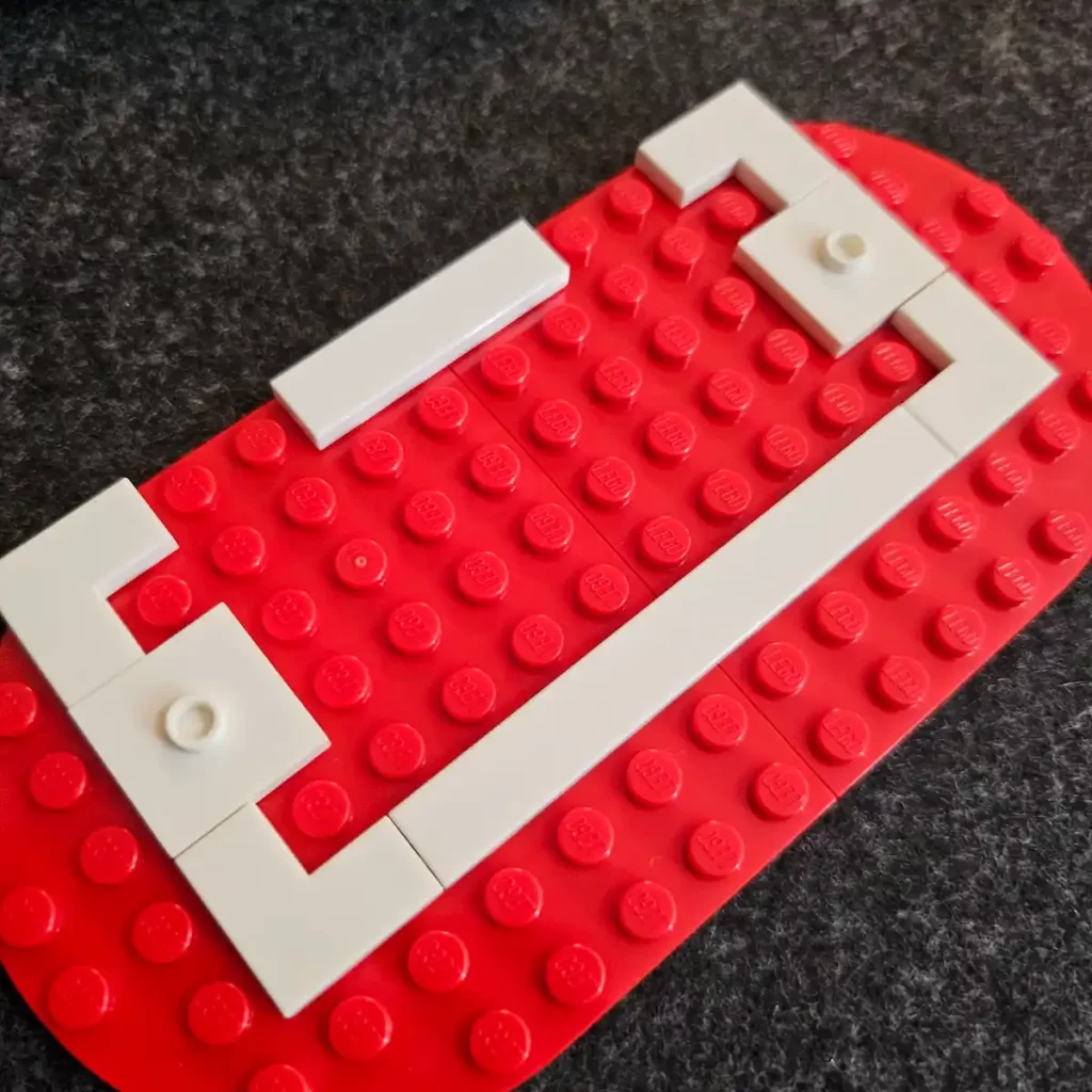 the base of fu door of LEGO 40678 Festival Calendar Reviewed by angelofdeathWHV 1