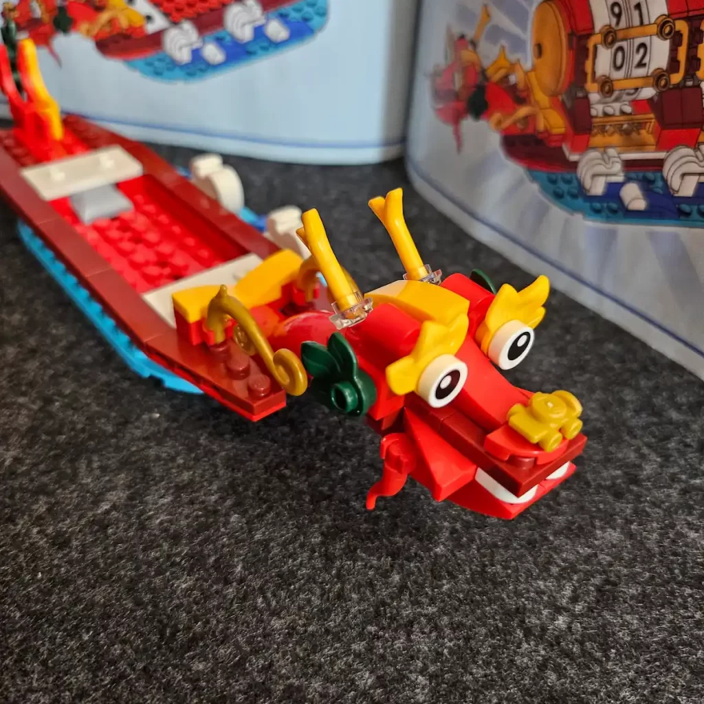 the dragon of LEGO 40678 Festival Calendar Reviewed by angelofdeathWHV 2