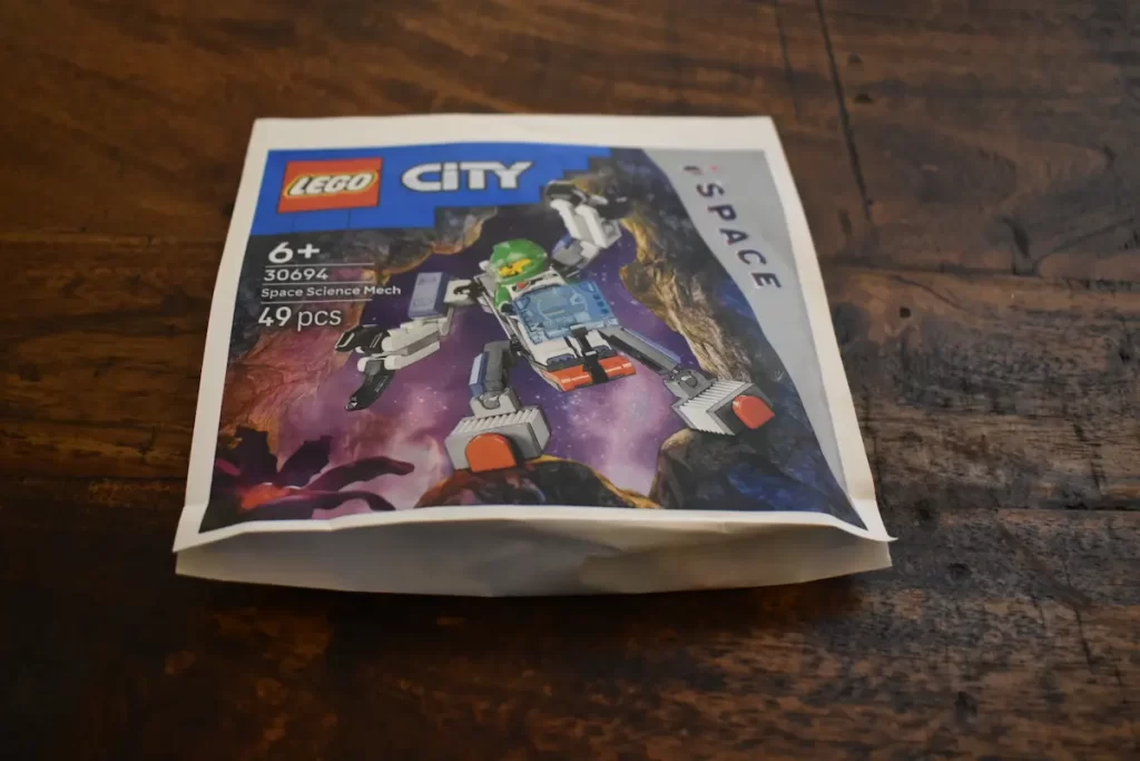 the package of LEGO City 30694 Space Science Mech reviewed by angelofdeathWHV