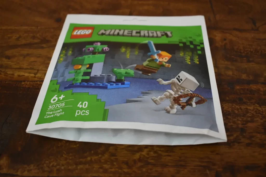 the package of LEGO MINECRAFT 30705 The Lush Cave Fight Reviewed by angelofdeathWHV