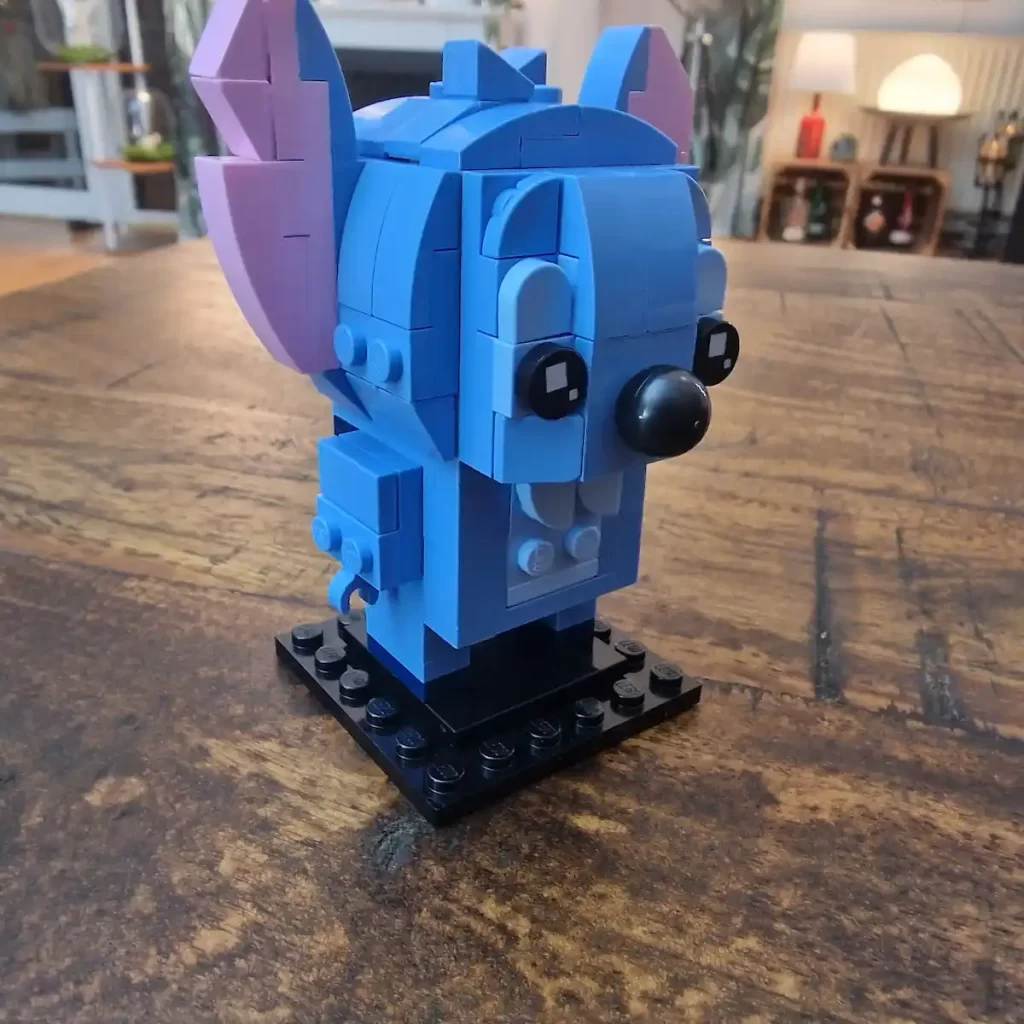 unfinished LEGO Brick Headz 40674 Stitch Reviewed by angelofdeathWH 10