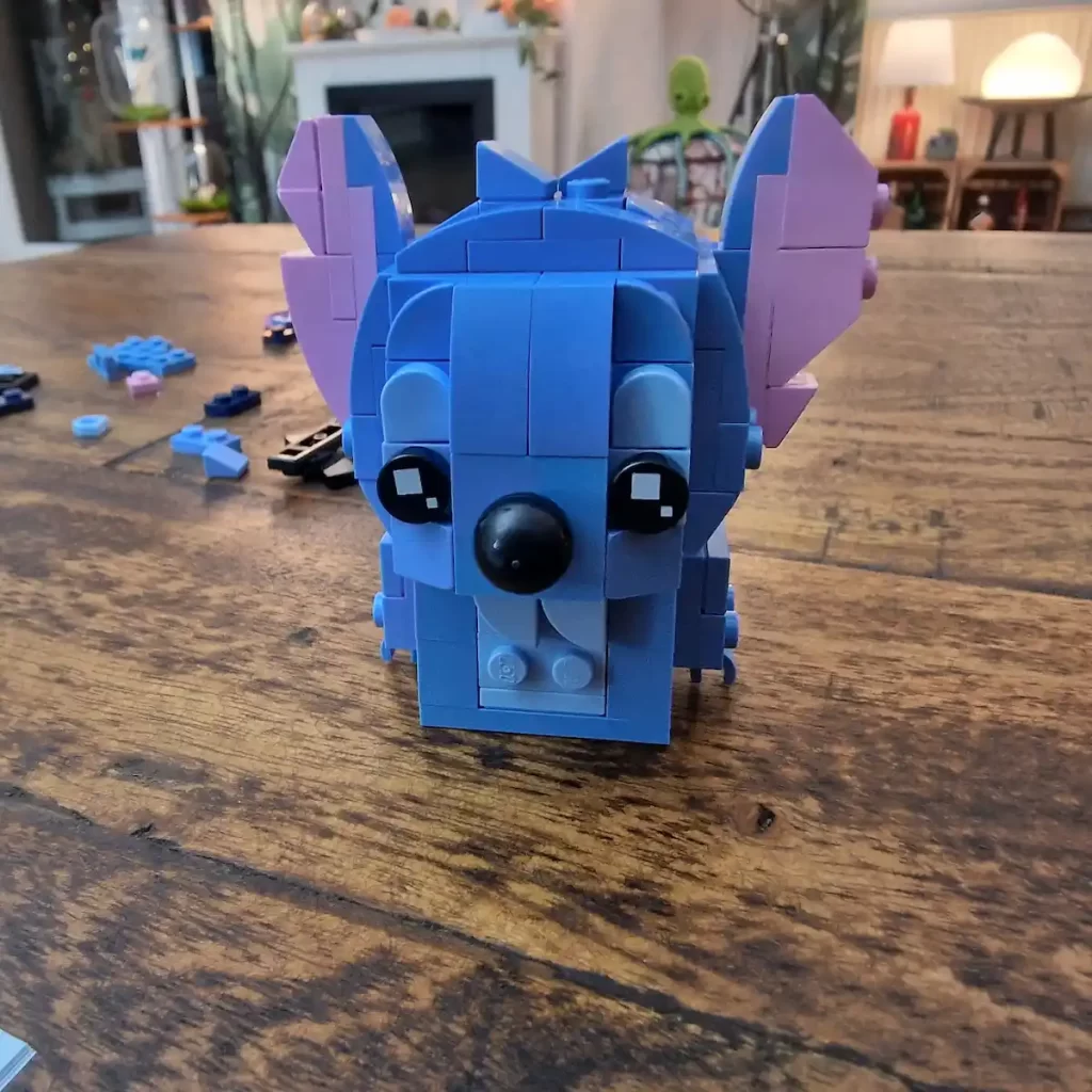 unfinished LEGO Brick Headz 40674 Stitch Reviewed by angelofdeathWH 8