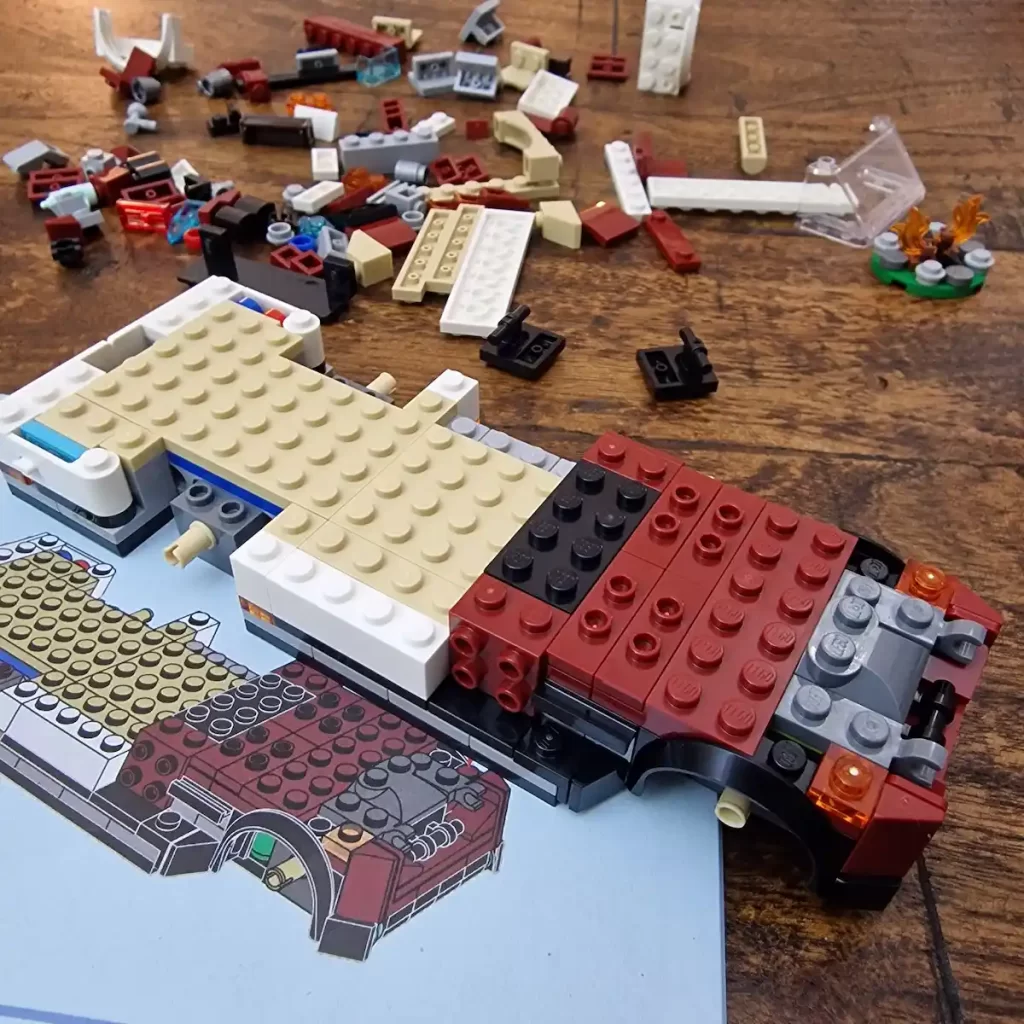 the unfinished of LEGO City 60454 Holiday Adventure Camper Van photo taked by angelofdeathWHV 12