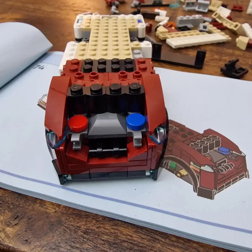 the unfinished of LEGO City 60454 Holiday Adventure Camper Van photo taked by angelofdeathWHV 13