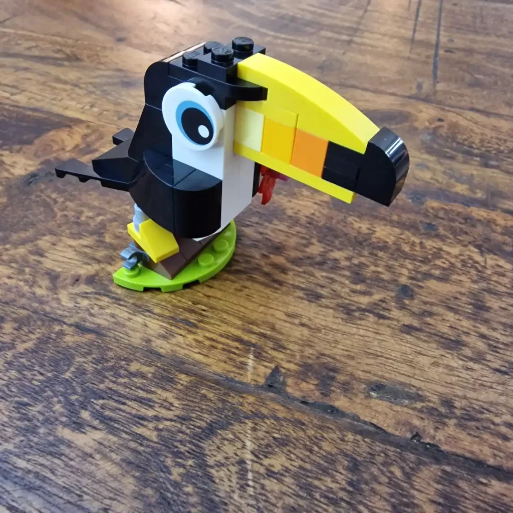 LEGO Creator 3 in 1 30688 Tropical Toucan, photo taked by angelofdeathWHV 7