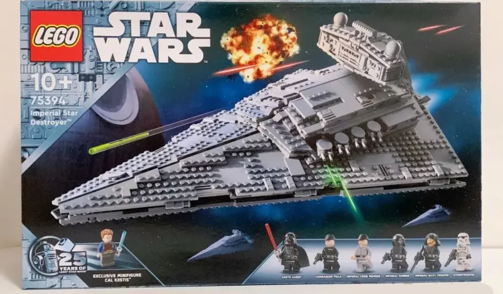 the front of LEGO 75394 - Imperial Star Destroyer package 