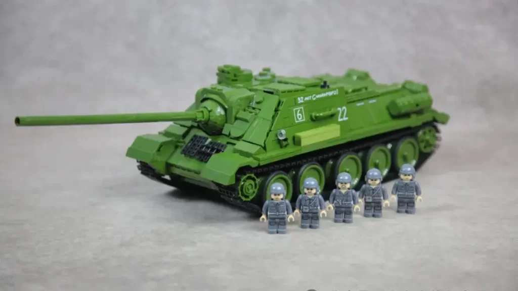 Panlos 632022 SU 100 Tank Building Blocks reviewed by Xiao Yu Jie