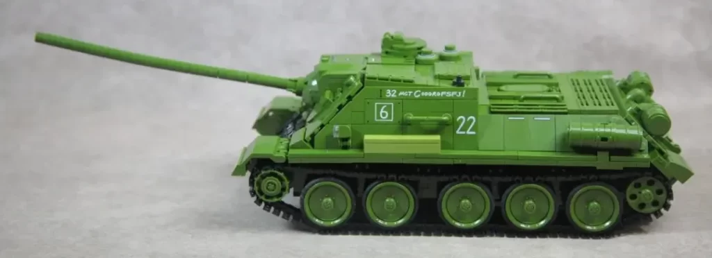 The barrel in The Bag 5 of the Panlos 632022 - SU 100 Tank Building Blocks, photo taked by Xiao Yu Jie