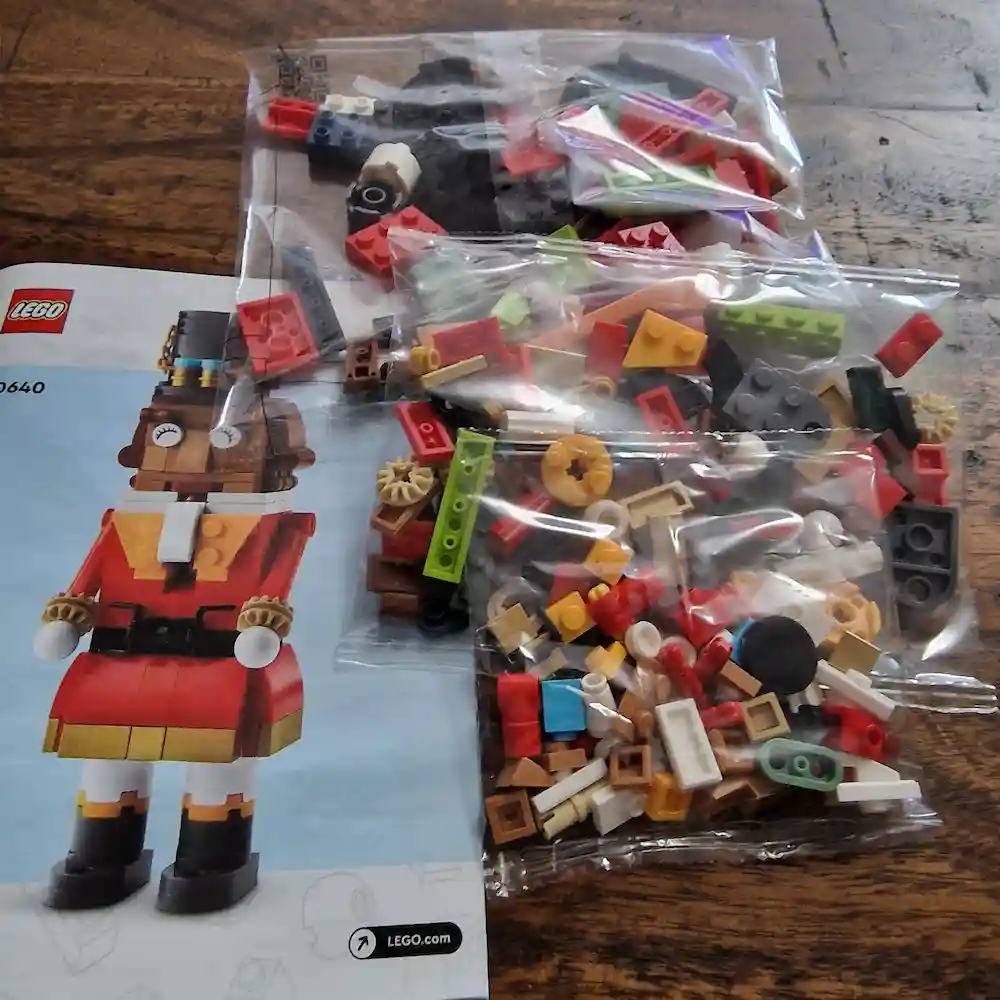 the Pieces of LEGO 40640 Nutcracker, photo 1 taked by angelofdeathWHV