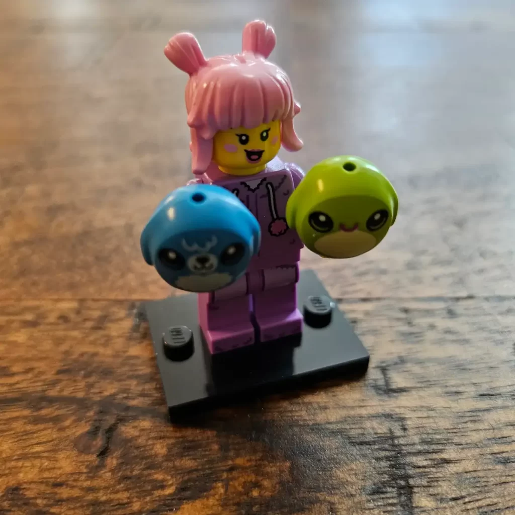 the Plush Toy Collector of LEGO 71048 Minifigures Series 27 Reviewed by angelofdeathWHV 2