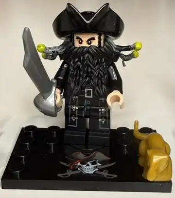 Blackbeard LEGO minifigures