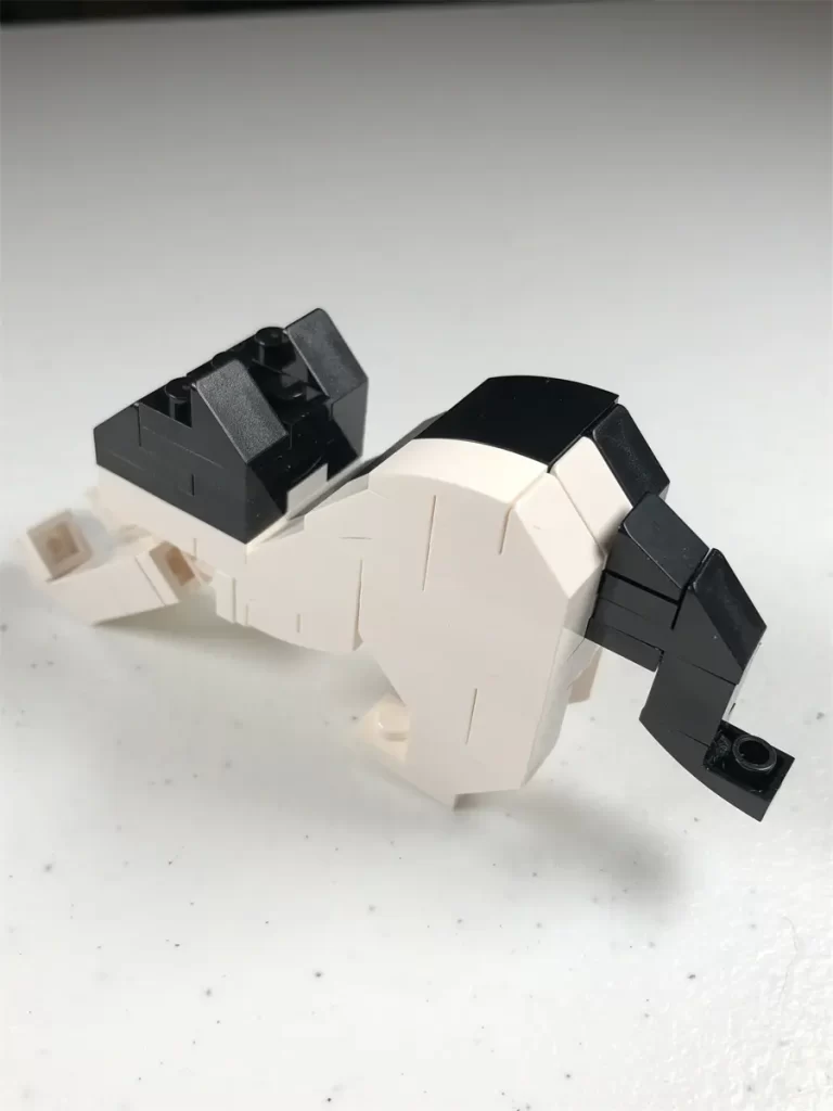 MOC – Stretching Cow Cat (LEGO Alternative Bricks) - pohoto taked by whataslacker 5