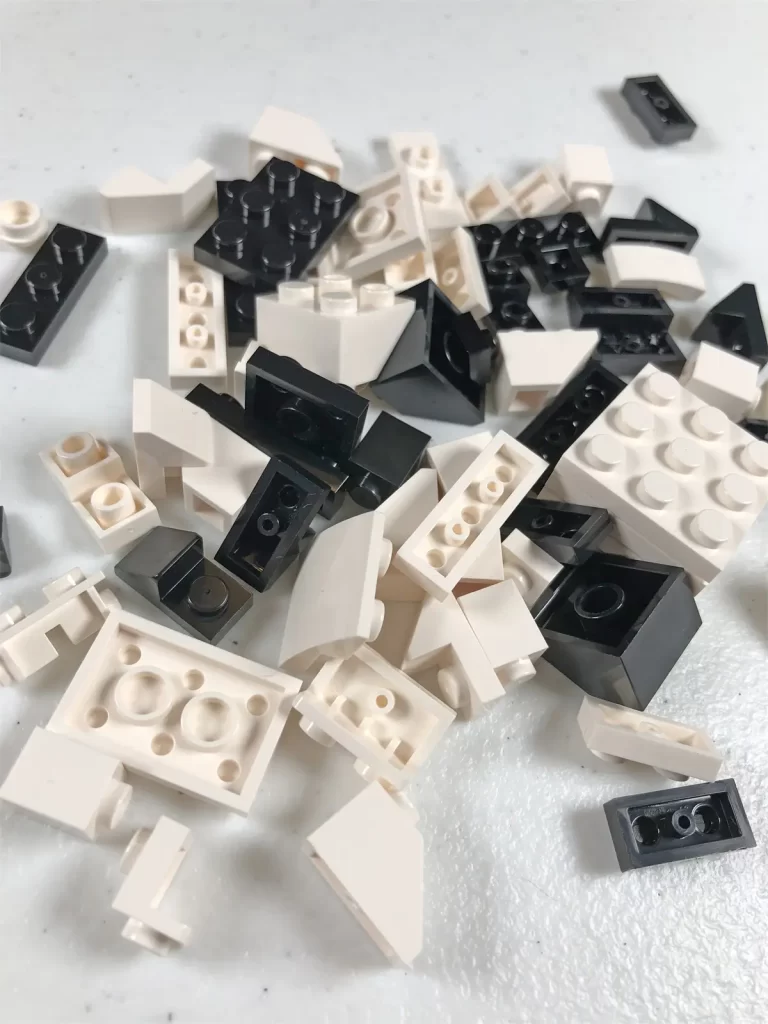 MOC – Stretching Cow Cat (LEGO Alternative Bricks) - pohoto taked by whataslacker 9